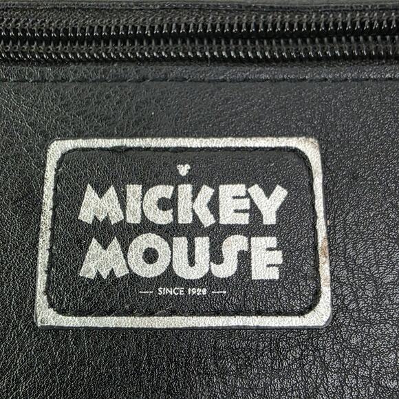 Disney Mickey Mouse 3D Wallet Wristlet Cell Phone Credit Cards Money Hand Zip - Picture 11 of 13